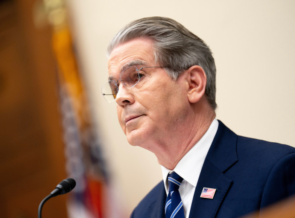 Besent: Prihodi od carina u 2026. godini će ostati skoro nepromenjeni