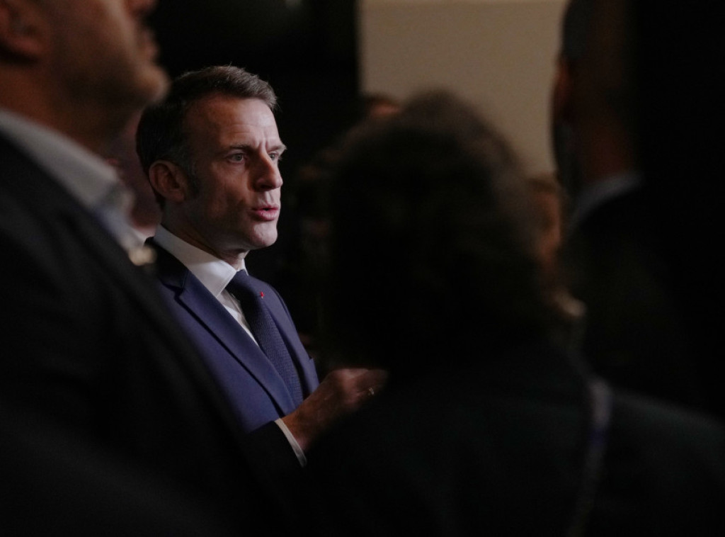 Emanuel Makron najavio sastanak o "grupama za nasilnu akciju" nakon smrti aktiviste Deranka