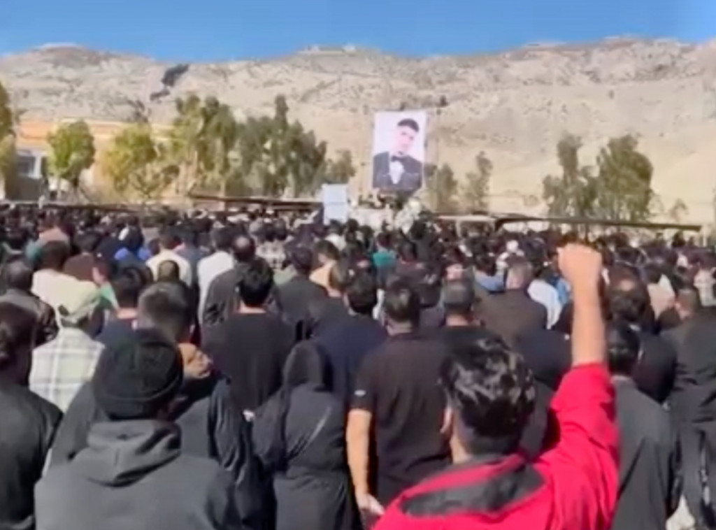 Studenti na univerzitetima u Teheranu i Mešhedu protestuju protiv iranskog režima