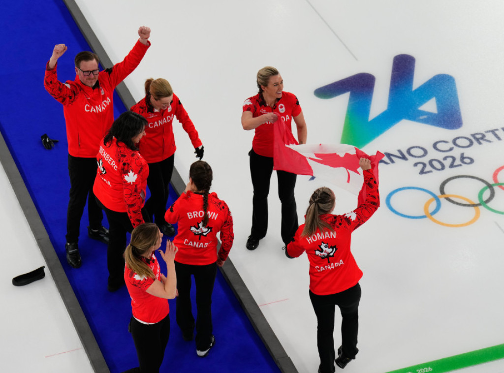 Ženska karling reprezentacija Kanade osvojila bronzanu medalju na Zimskim olimpijskim igrama