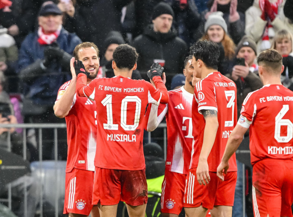 Fudbaleri Bajerna pobedili Ajntraht, Union savladao Bajer Leverkuzen u Bundesligi