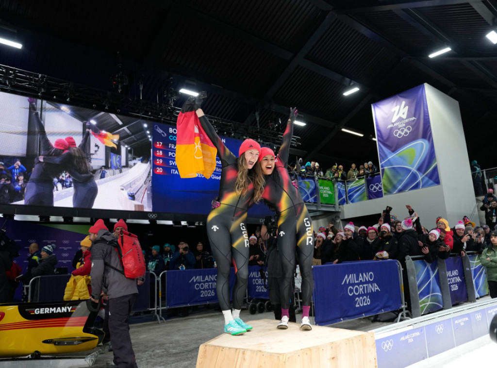 Nemice Laura Nolte i Debora Levi osvojile zlato u bobu dvosedu na ZOI