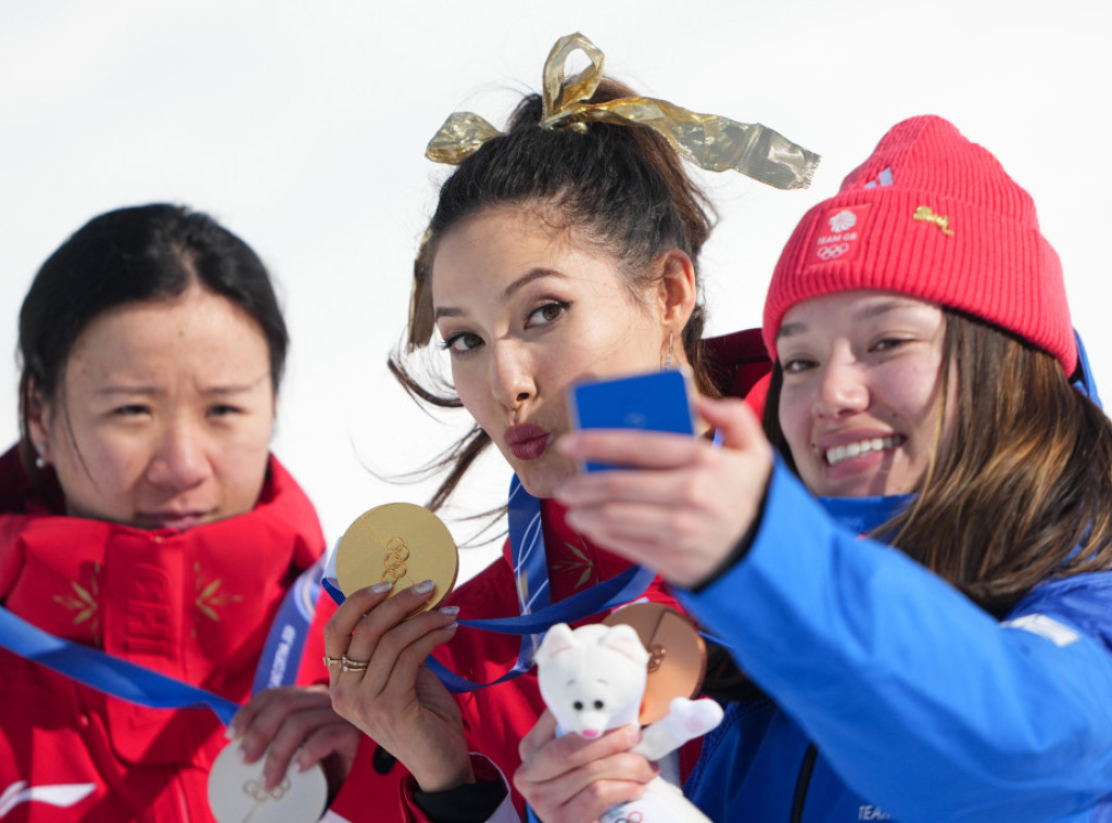 Slobodno skijanje: Ajlin Gu osvojila zlatnu medalju u halfpajpu na Zimskim olimpijskim igrama