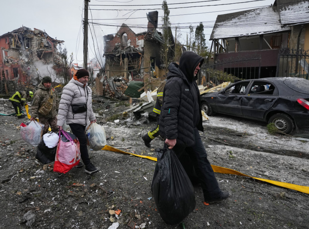 U napadu u Kijevskoj oblasti poginula jedna osoba, povređeno 15, uključujući četvoro dece