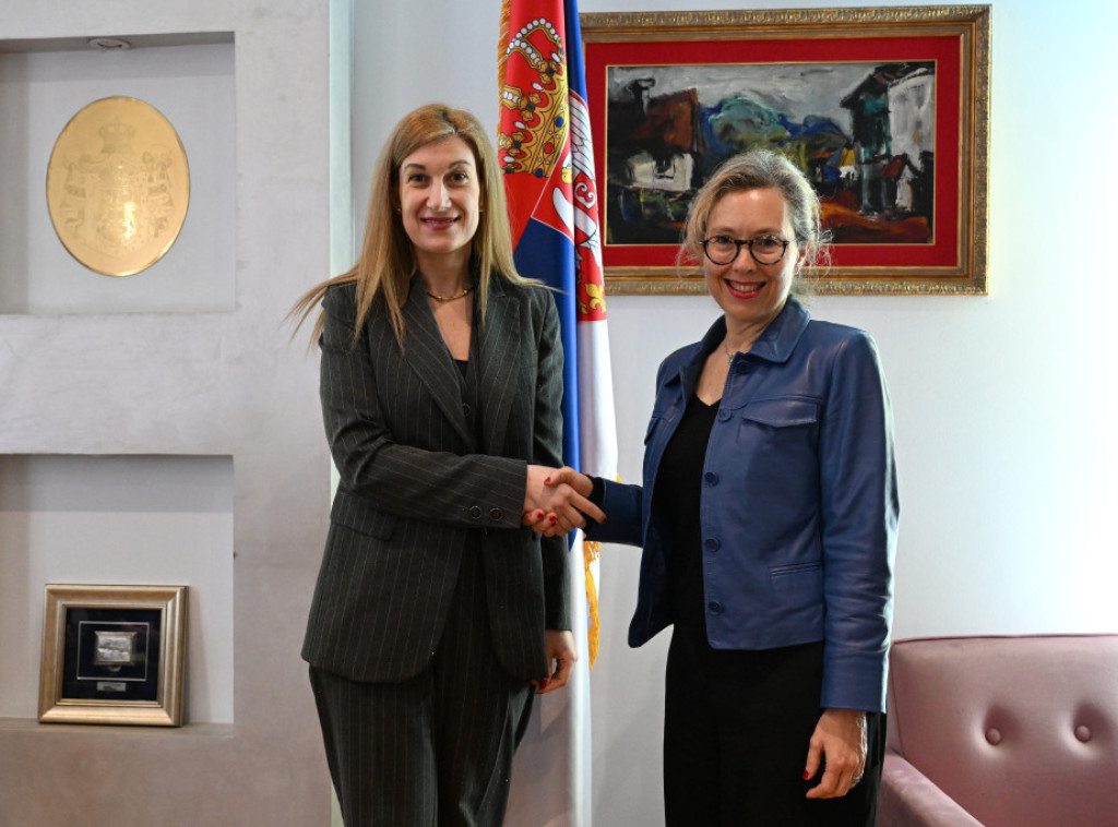 Nevena Jovanović razgovarala sa ambasadorkom Ferari o multilateralnoj saradnji i aktuelnim dešavanjima