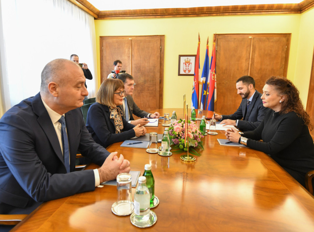 Maja Gojković razgovarala sa ministarkom turizma Crne Gore o unapređenju saradnje i jačanju odnosa