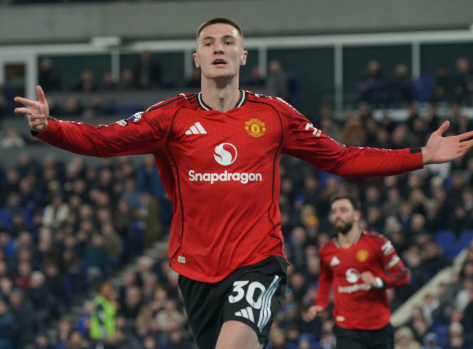 Benjamin Šeško doneo pobedu fudbalerima Mančester junajteda protiv Evertona u Premijer ligi