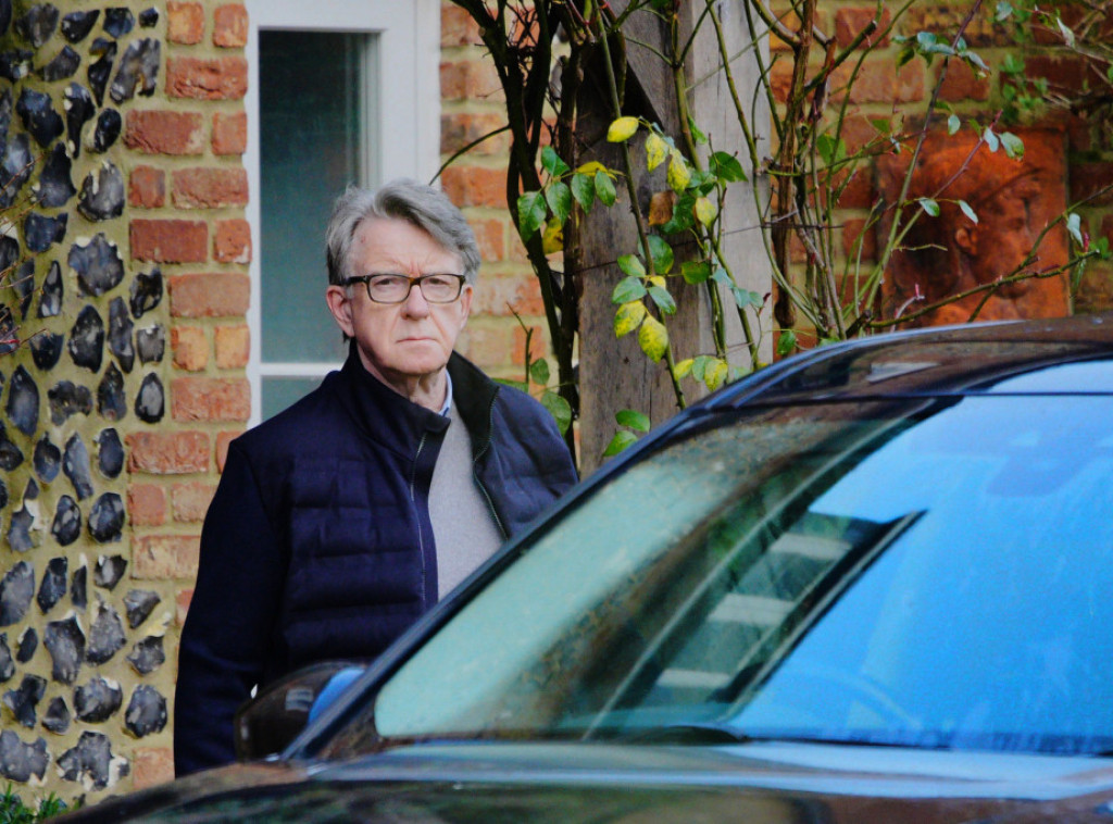 Piter Mandelson pušten na slobodu uz kauciju