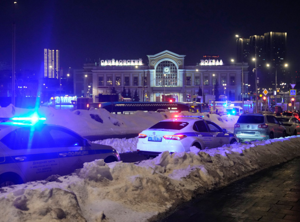 Jedan policajac poginuo, dva povređena u eksploziji u Moskvi