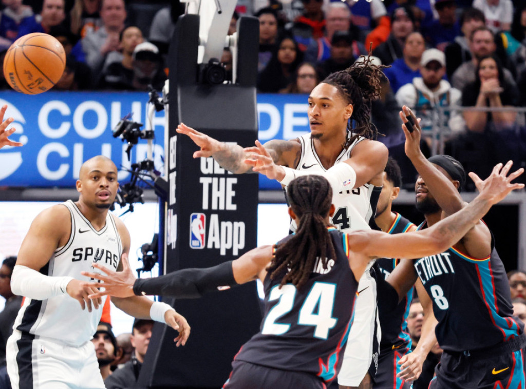 Pobede košarkaša San Antonija, Sakramenta i Hjustona u NBA ligi