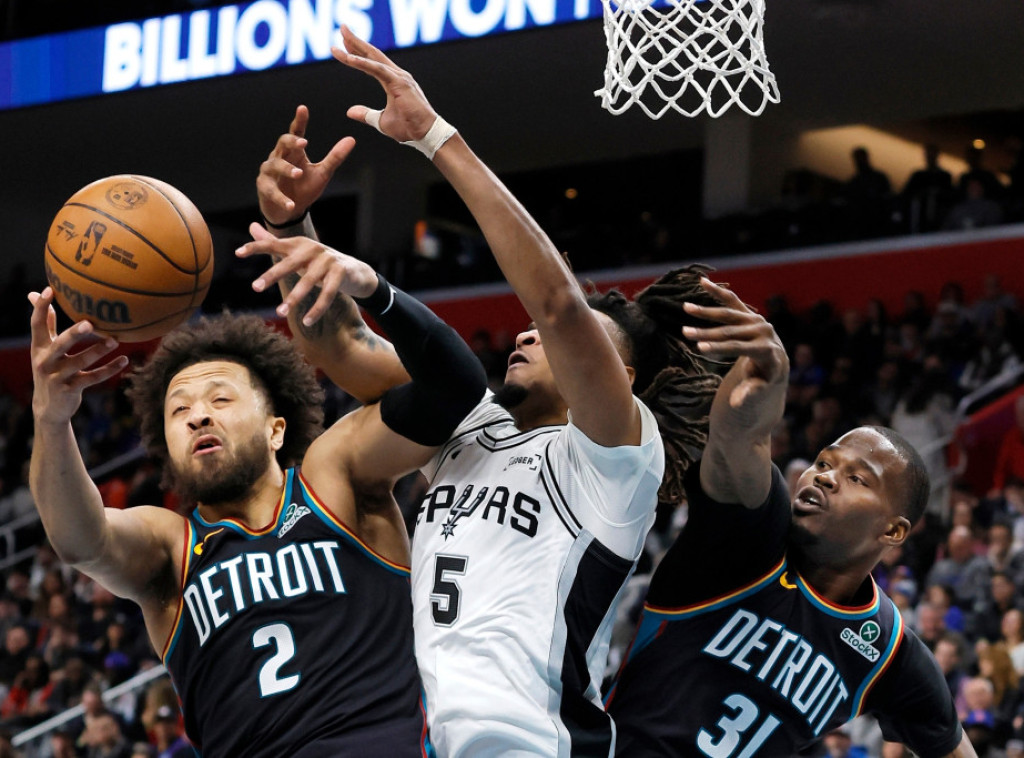 Pobede košarkaša San Antonija, Sakramenta i Hjustona u NBA ligi