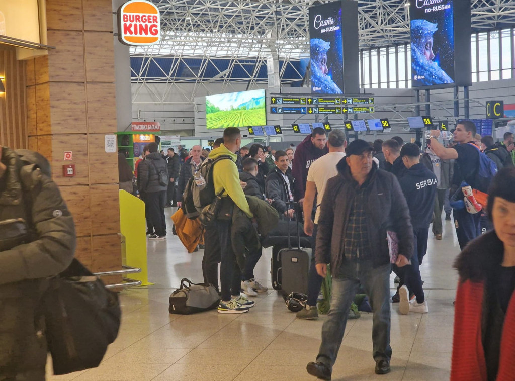 Bokseri Srbije još nisu poleteli za Beograd, čekaju na aerodromu u Sočiju
