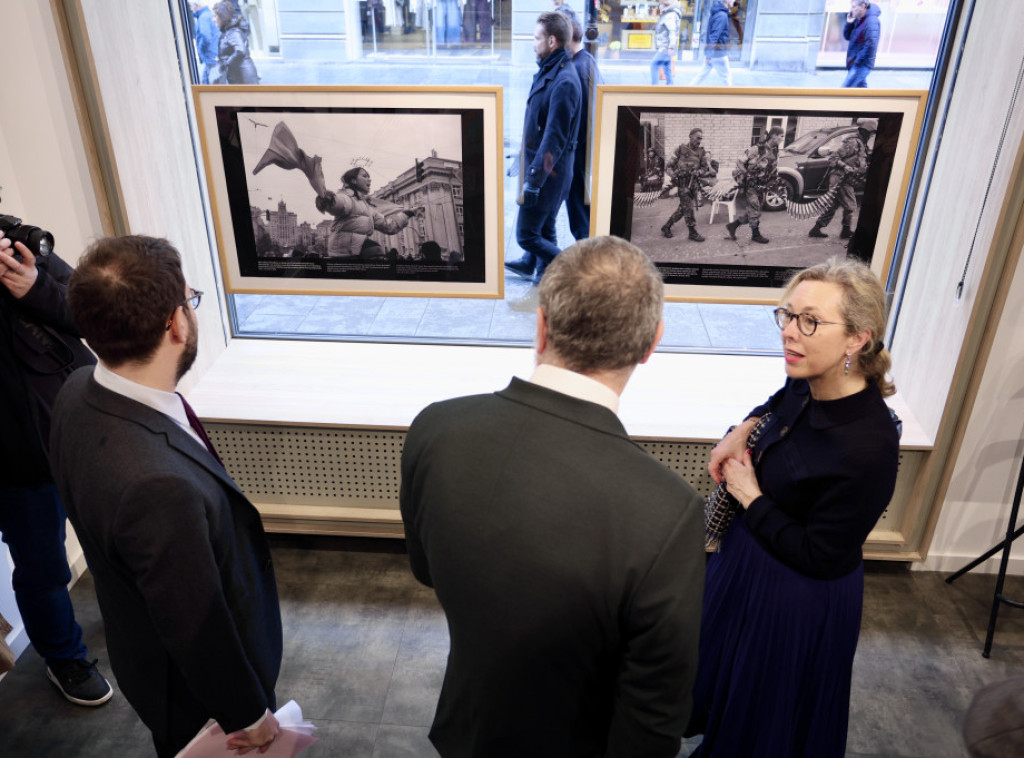 U Beogradu otvrena izložba fotografija "Pogled na Ukrajinu"
