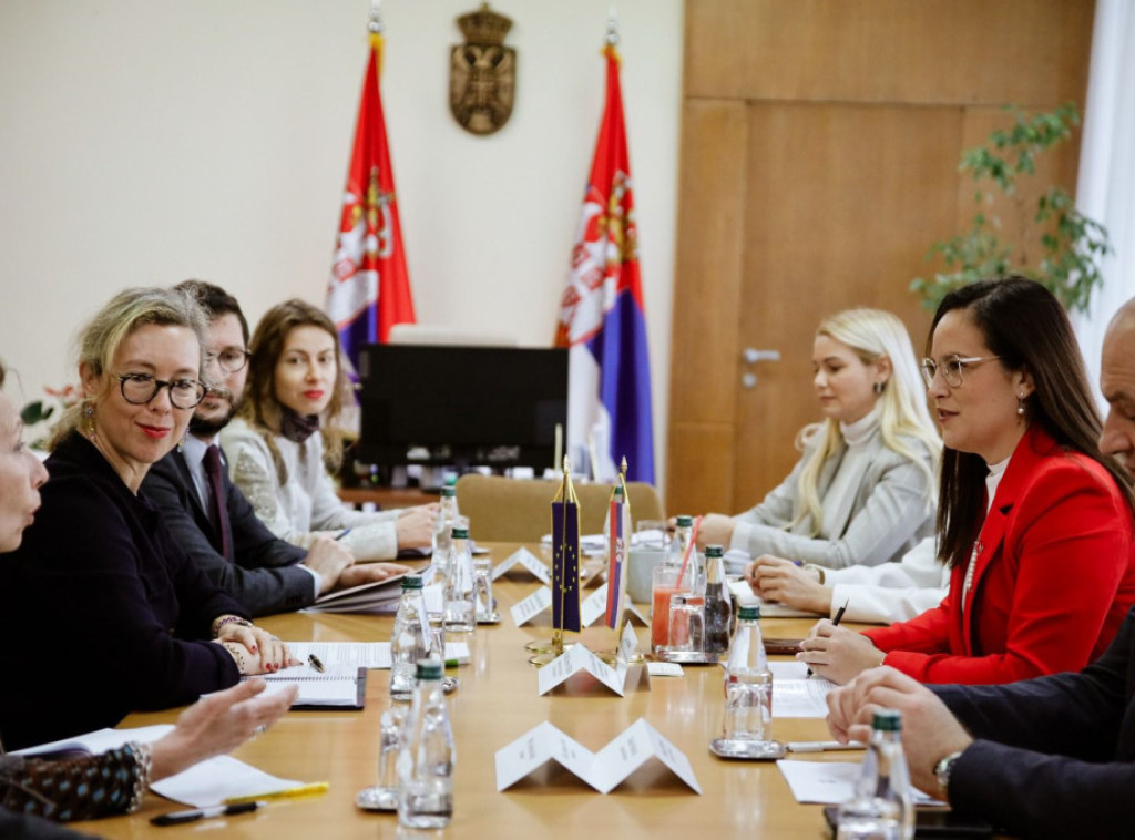 Ministarka Pavkov razgovarala sa ambasadorkom Francuske o kapitalnim ekološkim projektima