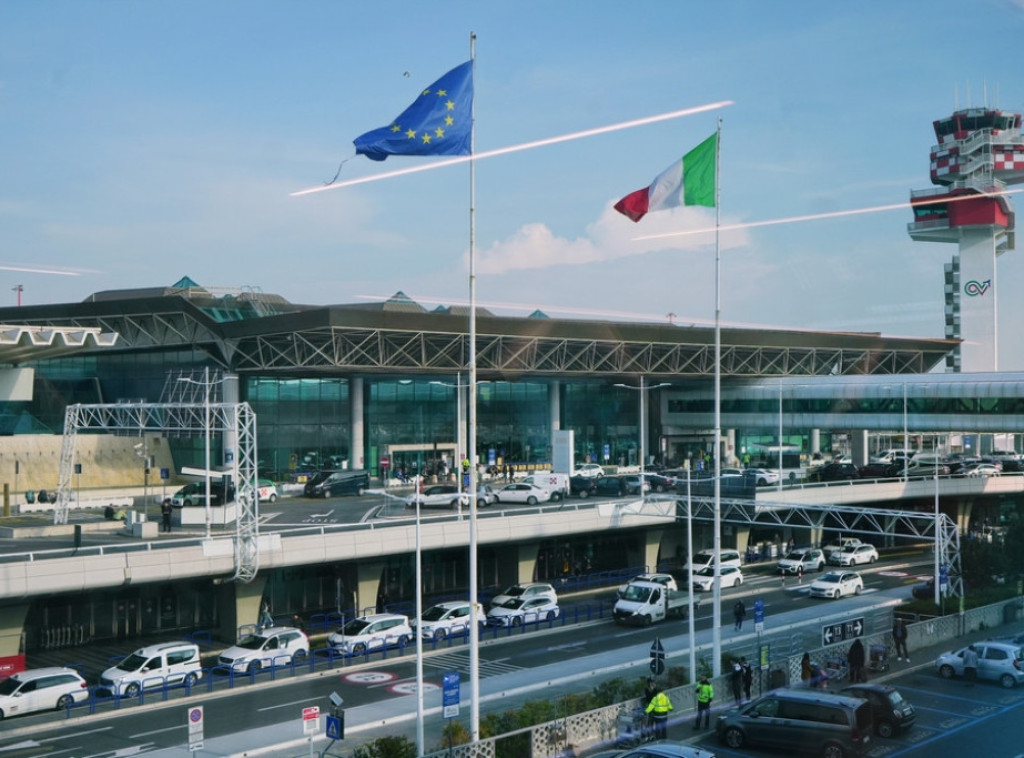 Na rimskom aerodromu Fjumićino uhapšena Kineskinja sa 5 kilograma kokaina