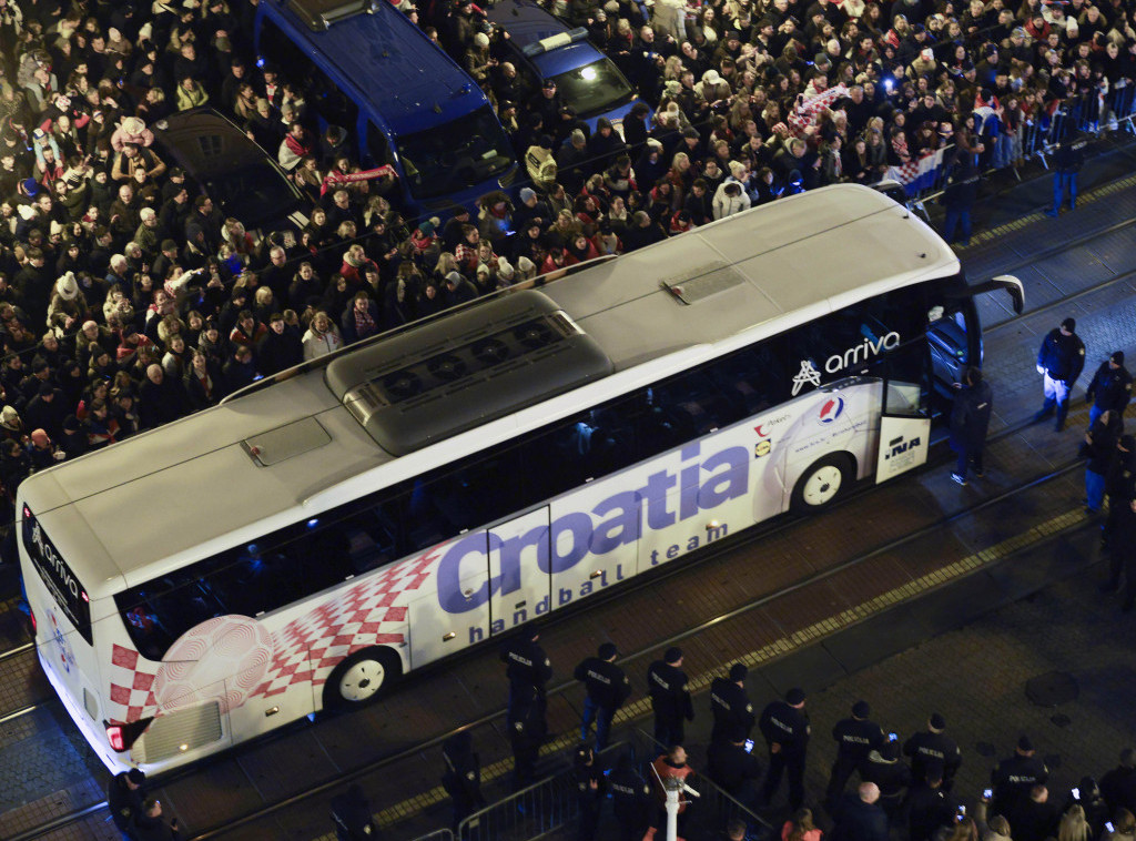 Grad Zagreb pokreće ustavnu tužbu protiv Vlade Hrvatske zbog preuzimanja dočeka rukometaša