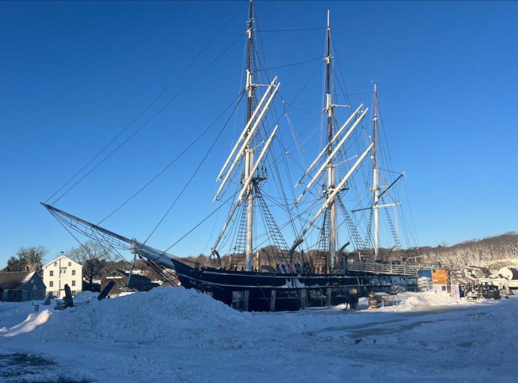 Snežna oluja paralisala severoistok SAD, nastavak problema sa transportom i strujom