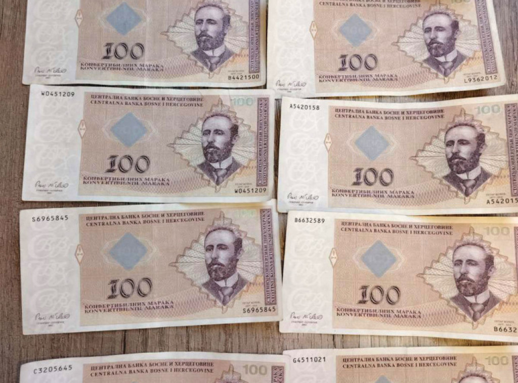 Policija na graničnom prelazu Badovnici zaplenila 40 falsifikovanih novčanica