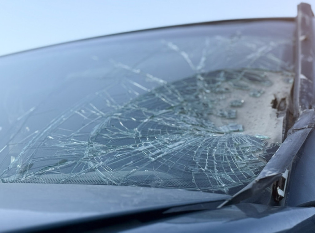 Kod Arene u sudaru motocikla i automobila povređena jedna osoba