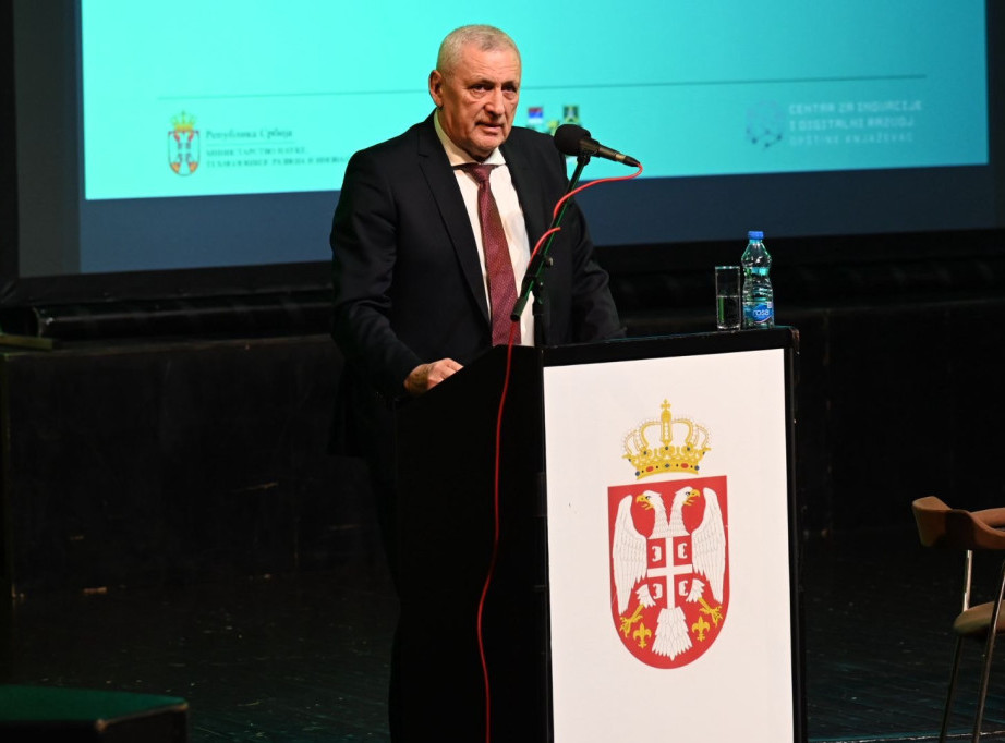 Bela Balint razgovarao sa ambasadorkom Francuske o proširenju saradnje dve zemlje