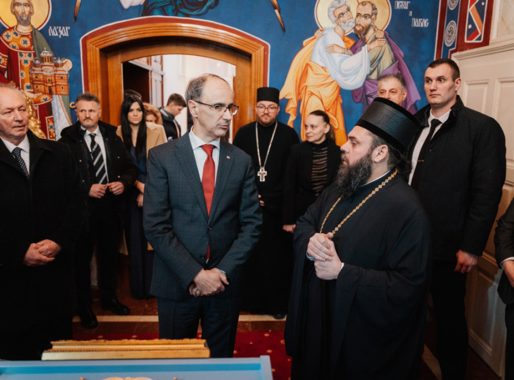 Macut demantovao da je bez najave i koordinacije posetio Vukovar i Dalj