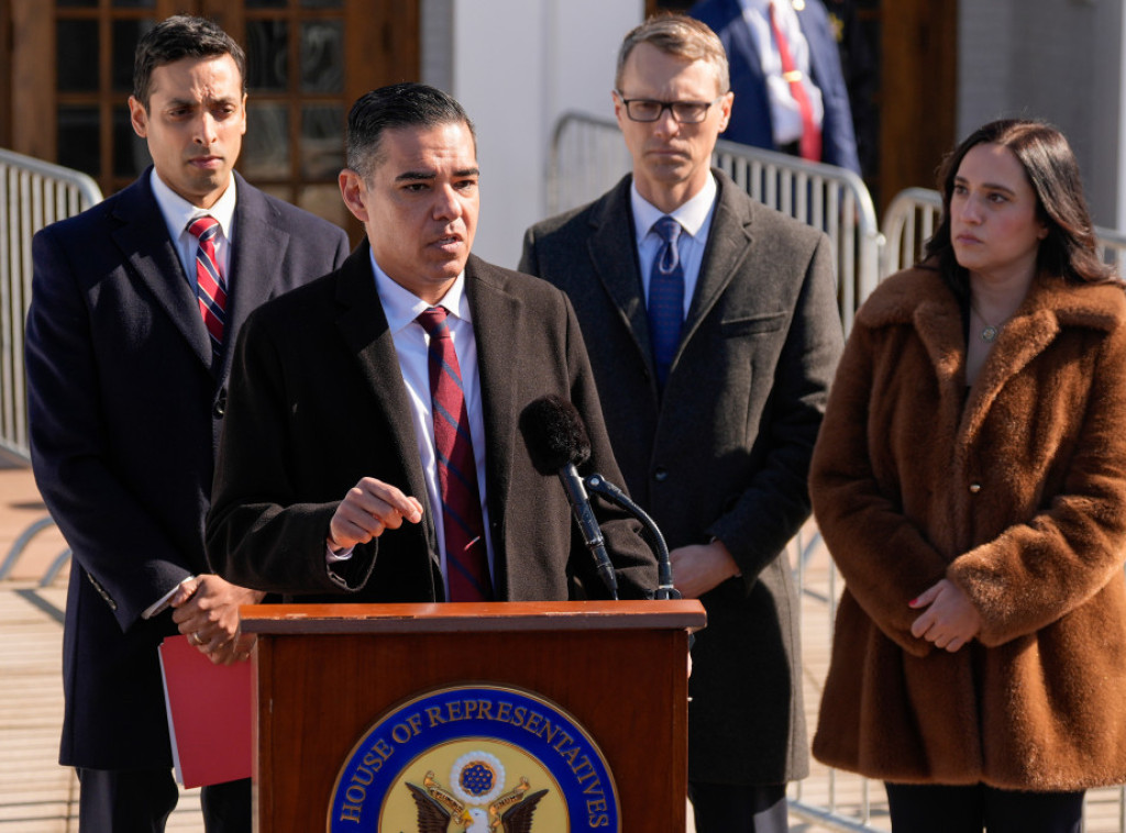 Član Kongresa SAD: Ministarstvo skriva dokumente u kojima maloletnik optužuje Trampa