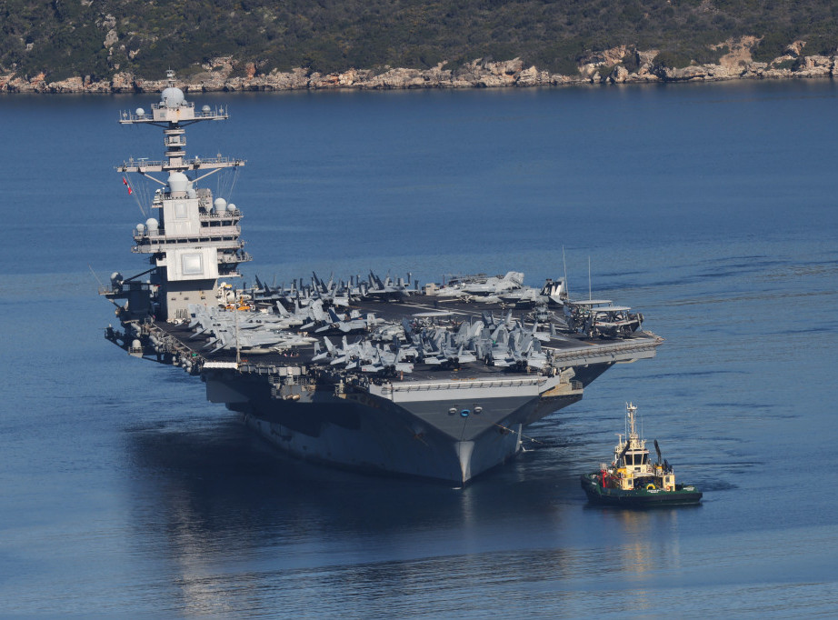 Njujork tajms: Požar na nosaču aviona "Džerald R. Ford" traje više od 30 sati