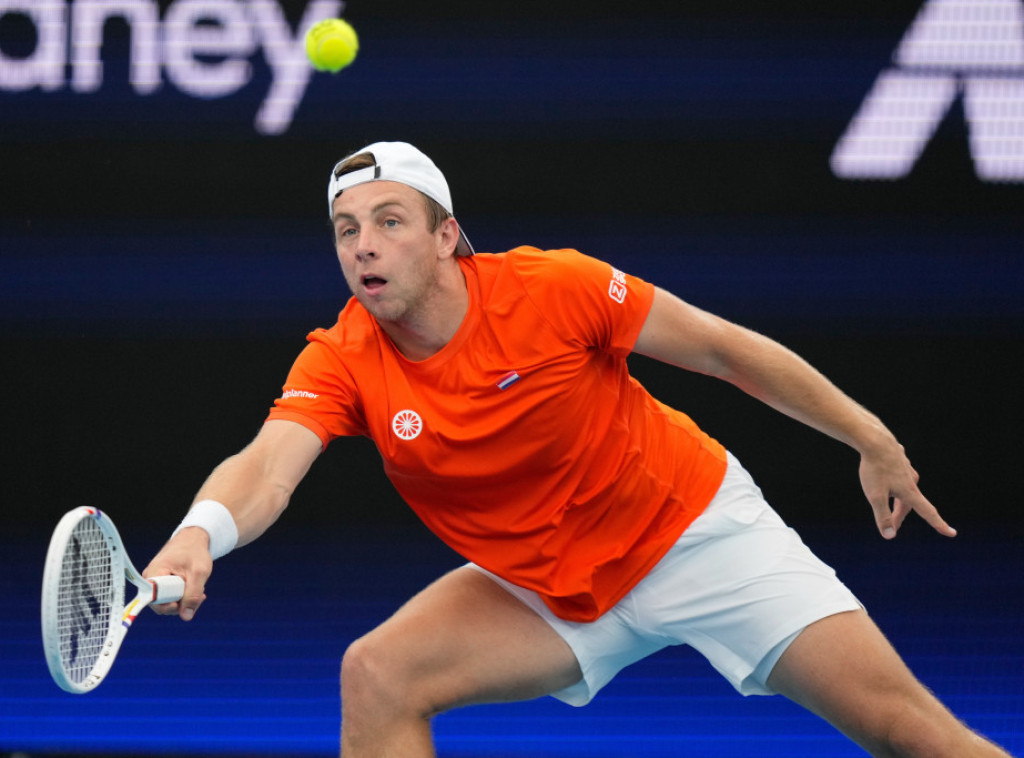 Grikspor pobedio Rubljova za plasman u finale turnira u Dubaiju