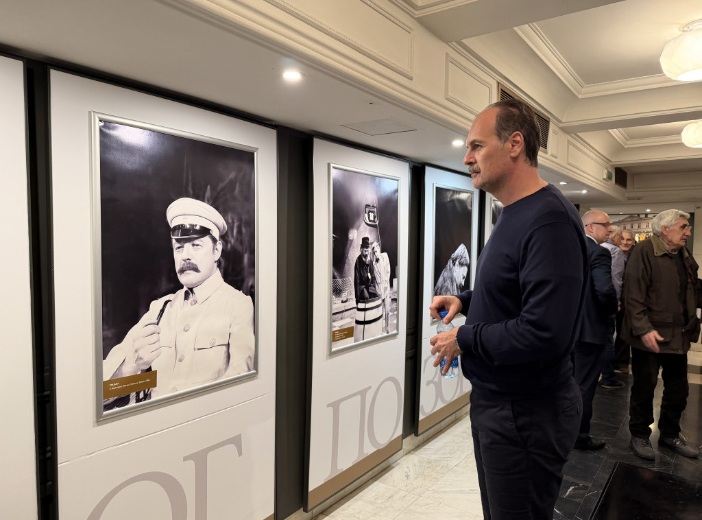 Izložba posvećena Petru Banićeviću otvorena u Narodnom pozorištu u Beogradu