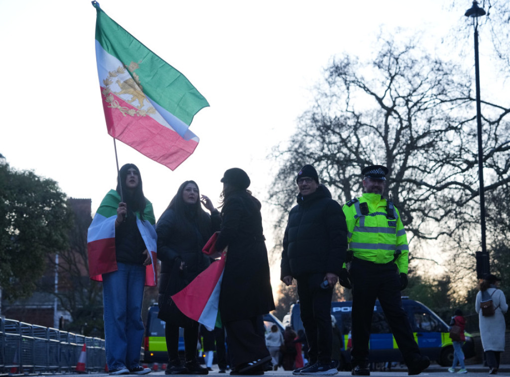 U Londonu održani protesti protiv američkih i izraelskih udara na Iran