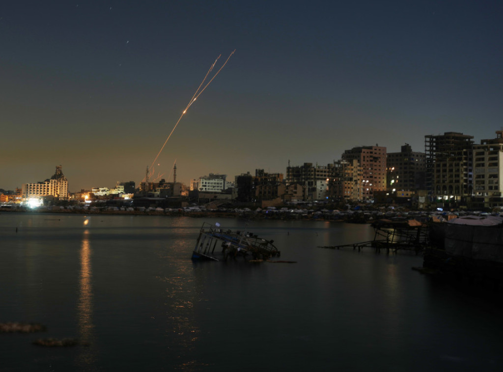 IDF: Iran pokušava da izvrši veći i koordinisani baražni raketni napad na Izrael