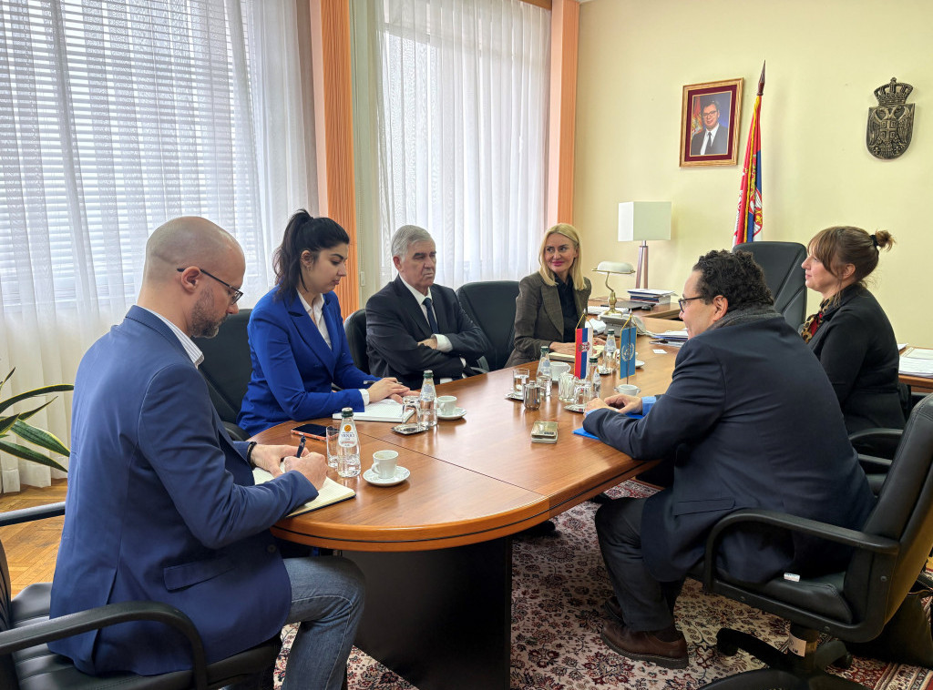 Beriša sa Ađalijem o unapređenju položaja izbeglica