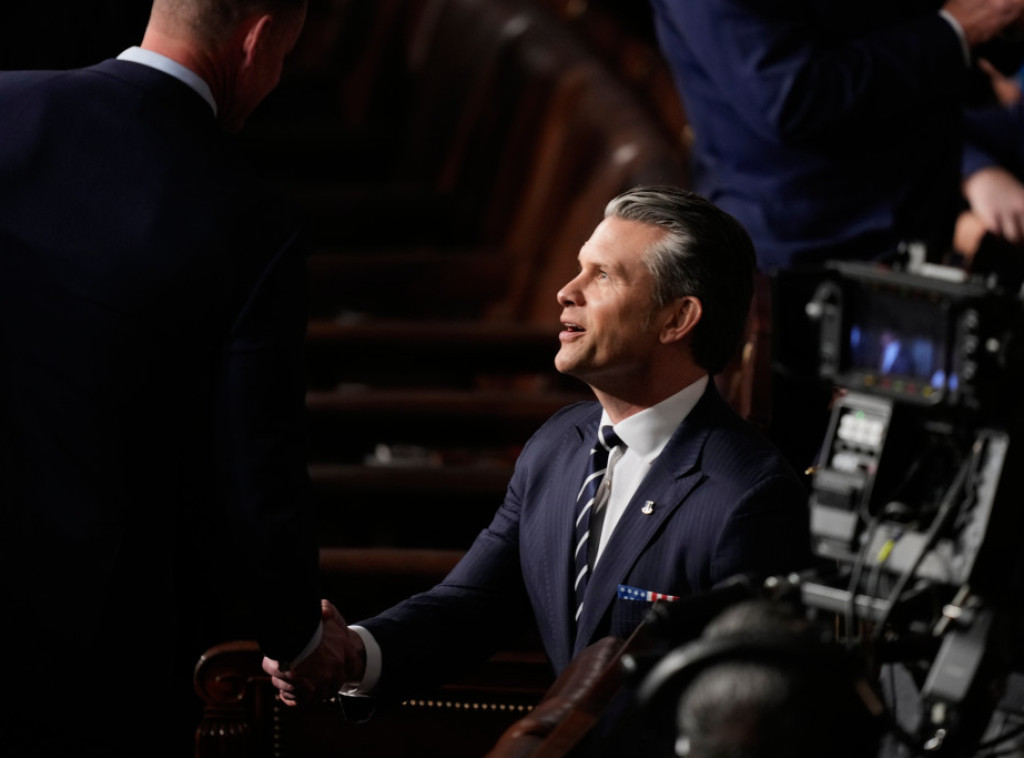 Hegset: Cilj napada na Iran nije promena režima već nuklearnih postrojenja