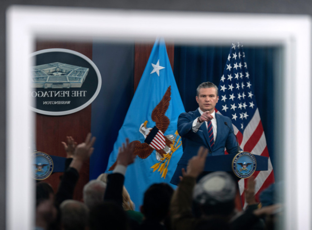 Hegset: Cilj napada na Iran nije promena režima već nuklearnih postrojenja; nema američkih trupa na iranskom tlu