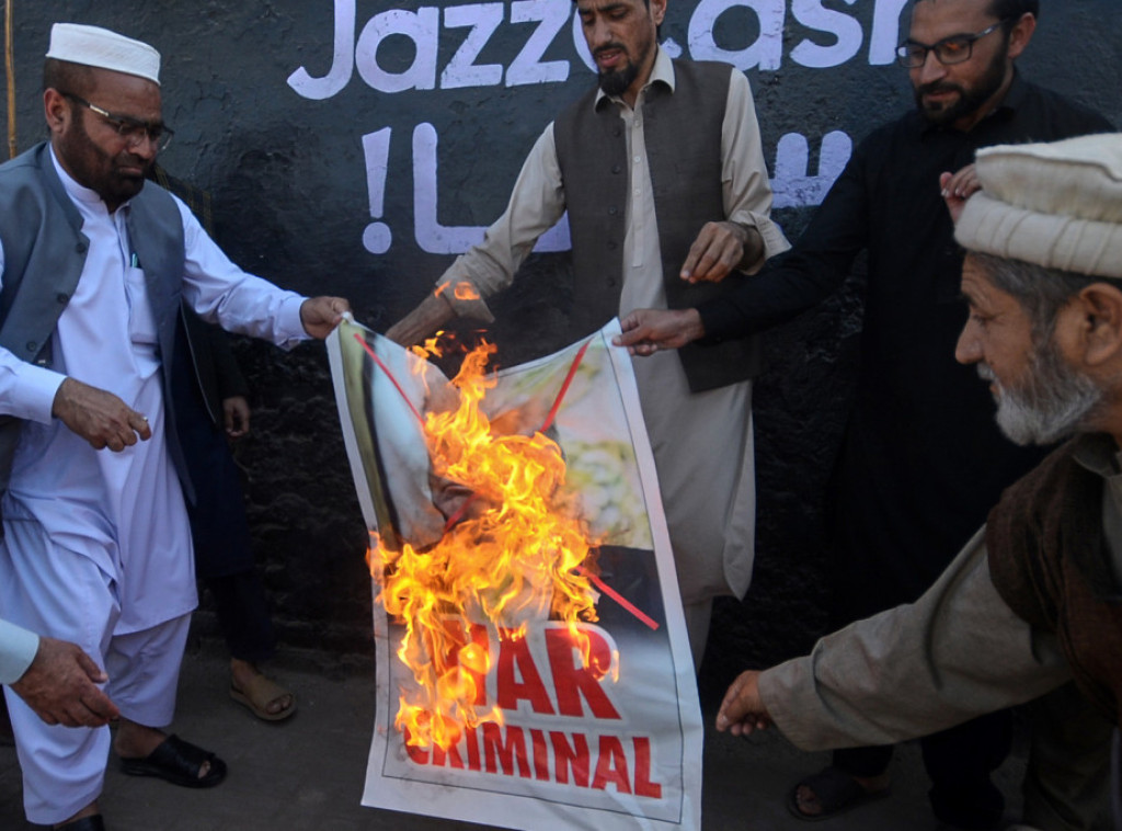 SAD nalažu osoblju u Jordanu i Pakistanu da se sklone iz bezbednosnih razloga