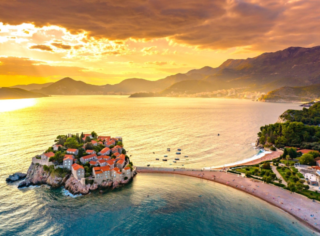 Crna Gora: Vila Miločer biće otvorena 21. maja, a Sveti Stefan u fazama u junu