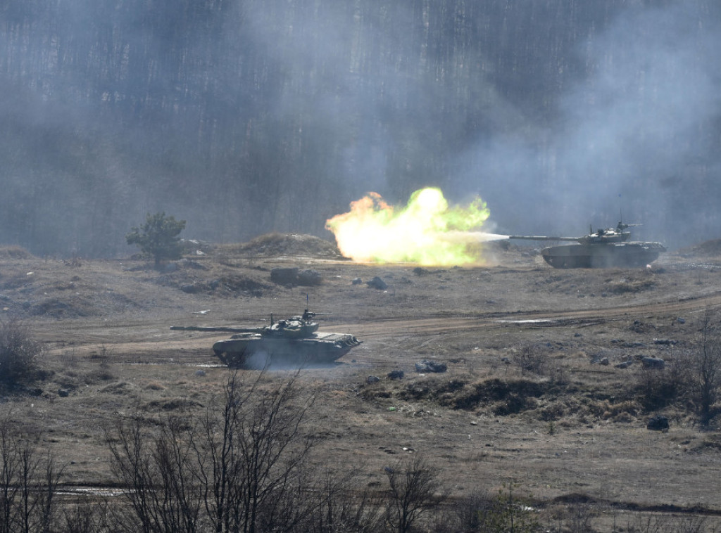 Taktička uvežbavanja i bojeva gađanja jedinica Kopnene vojske na Pasuljanskim livadama