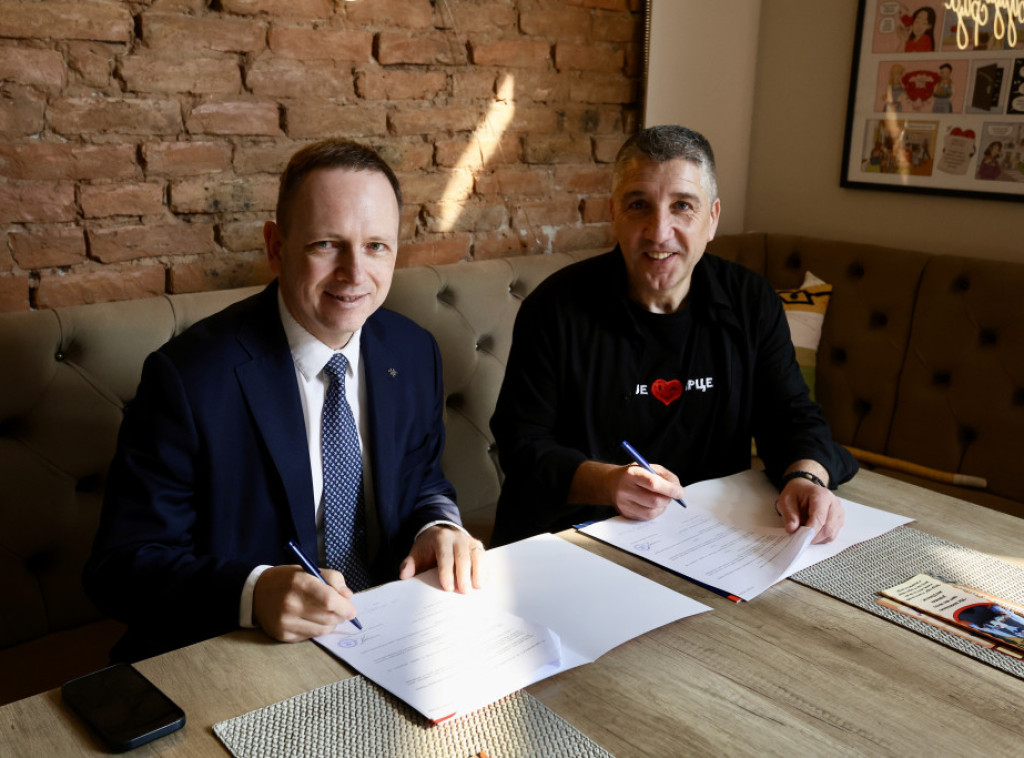 Er Srbija potpisala sporazum o saradnji sa organizacijom "Dečje srce"