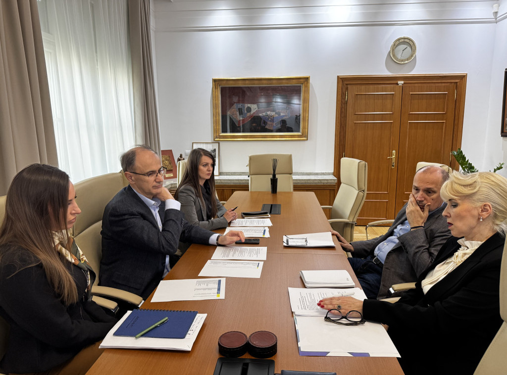 Macut razgovarao sa Lazarevićevom i Lončarom o cenama lekova i snabdevenosti tržišta