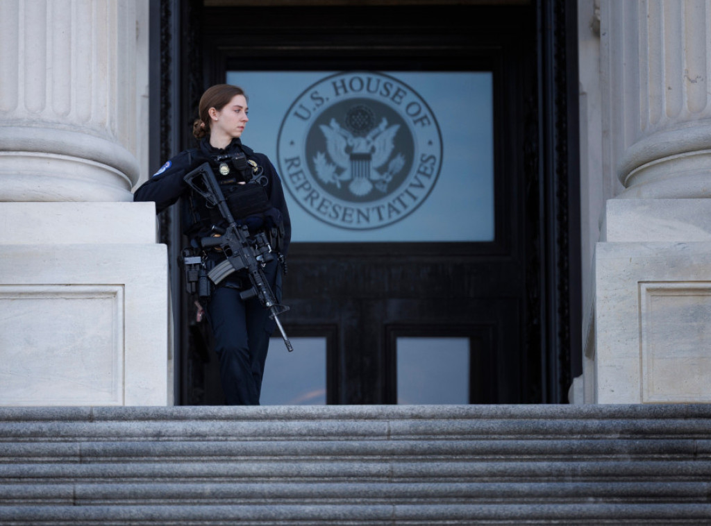 Predstavnički dom odbacio rezoluciju koja bi ograničila Trampovu vojnu akciju u Iranu