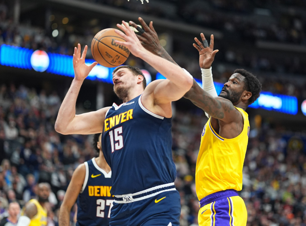 Srpski košarkaš Nikola Jokić ostvario 23. tripl-dabl u sezoni u pobedi Denvera