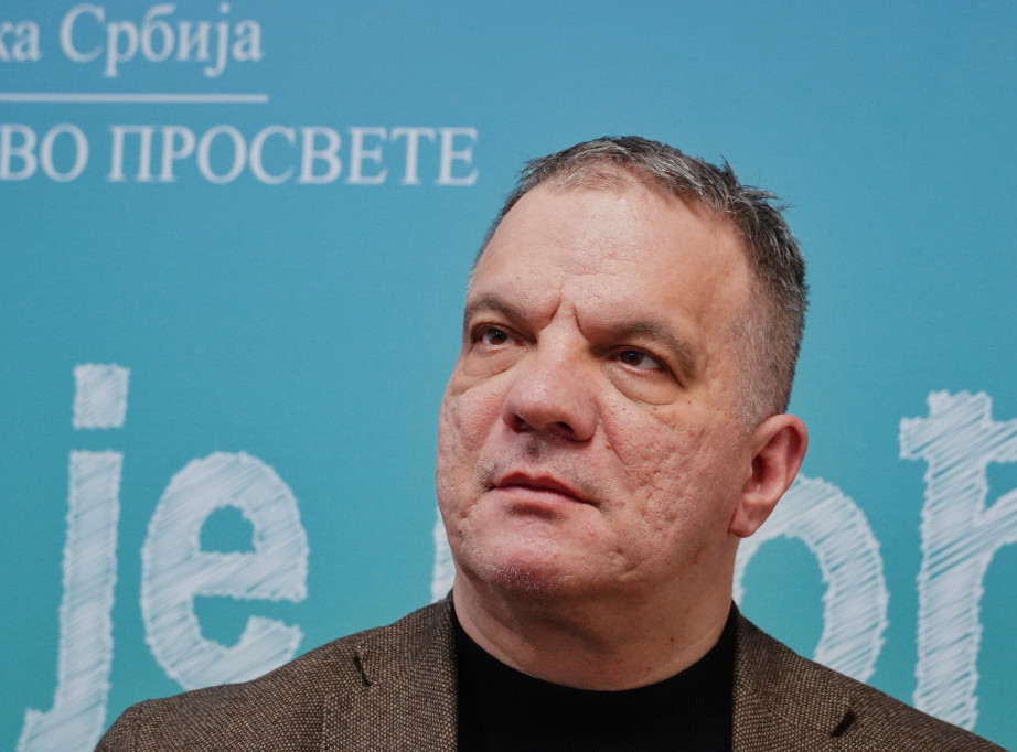 Dejan Vuk Stanković u Aranđelovcu najavio održavanje probnog završnog ispita za učenike