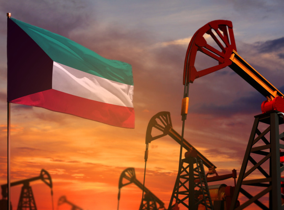 Iranski dronovi pogodili naftni kompleks i vladine kancelarije u Kuvajtu