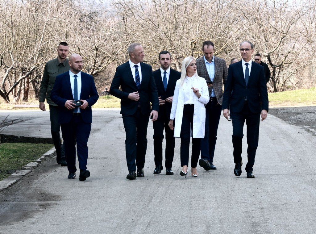 Premijer Macut posetio Knjaževac: Država sistemski ulaže u zdravstvo