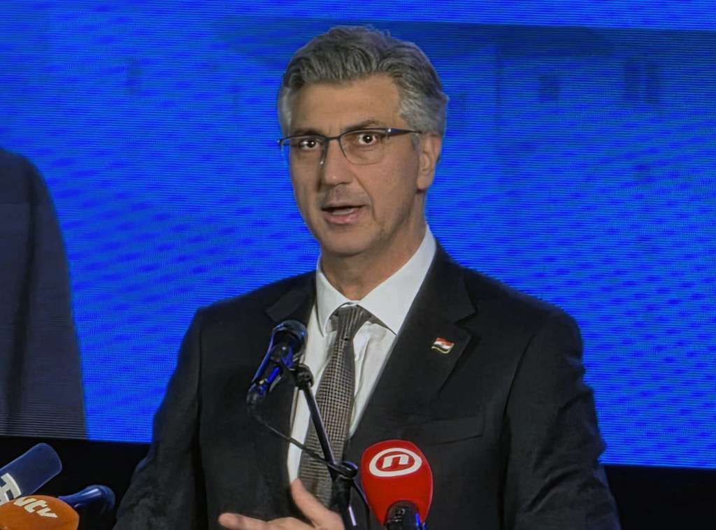 Plenković zadovoljan stabilizovanjem vladajuće većine prelaskom Zuroveca