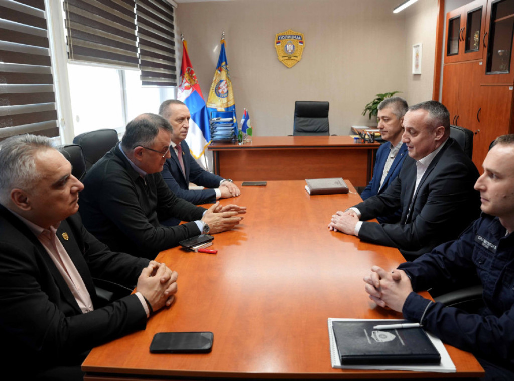 Vladan Zagrađanin posetio Policijsku upravu u Boru, razgovarao sa rukovodiocima o rezultatima rada