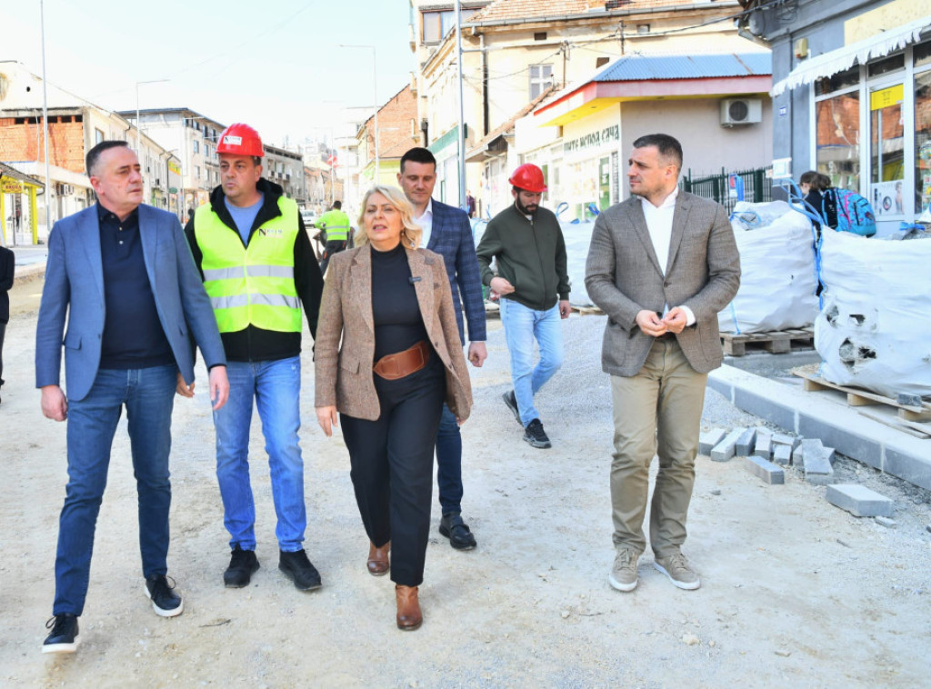 Sofronijević U Smederevskoj Palanci: Milijarde evra za rehabilitaciju lokalnih puteva