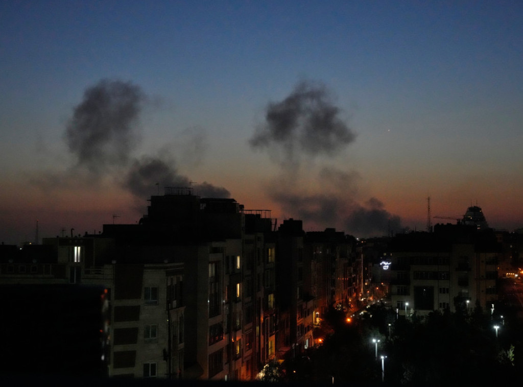 Iranska vojska saopštila da je napala dronovima kamikazama vojne baze SAD u Kuvajtu