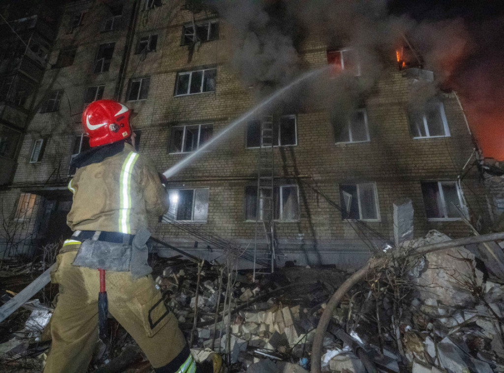 Broj poginulih u ruskom napadu na zgradu u Harkovu porastao na 11; jedna osoba poginula u Sumskoj oblasti