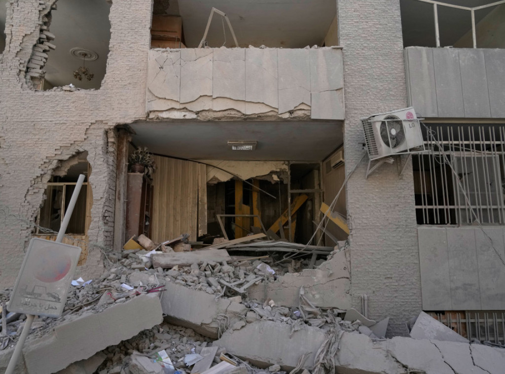 IDF: Više od 80 aviona napalo Iran, ciljevi podzemna fabrika raketa i univerzitet IRGC